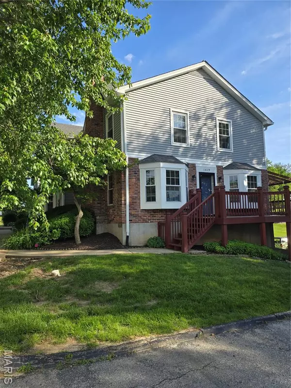1619 Florine BLVD #E, St Charles, MO 63303