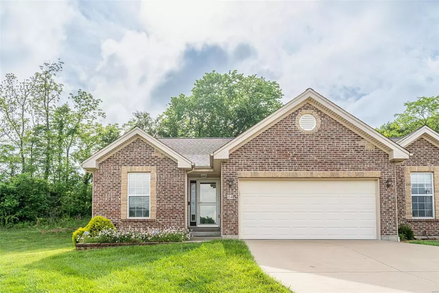14 Club CT, Union, MO 63084