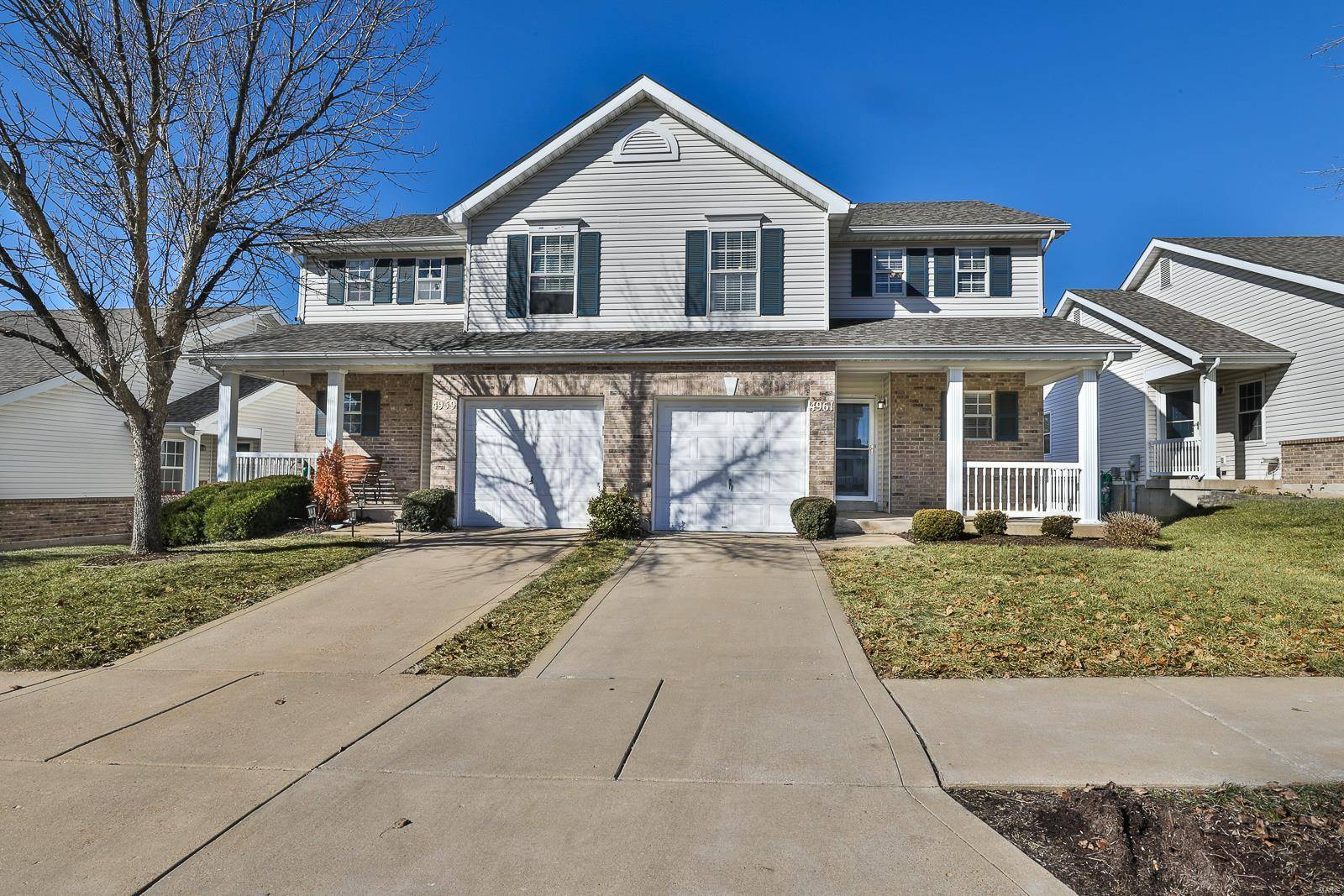 4961 Hurstborough CT, Hazelwood, MO 63042