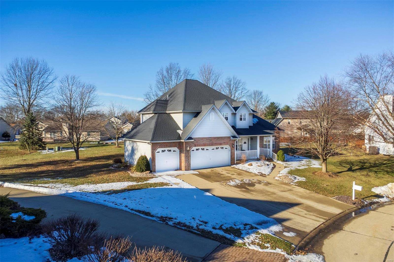 Highland, IL 62249,330 Regency CT