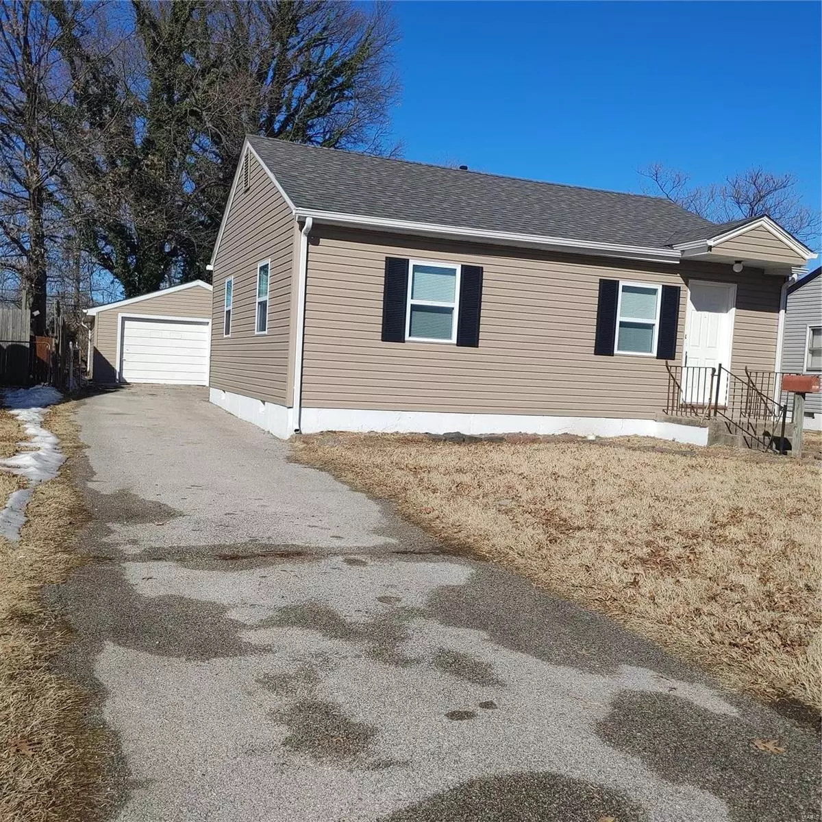 Granite City, IL 62040,2657 Center ST