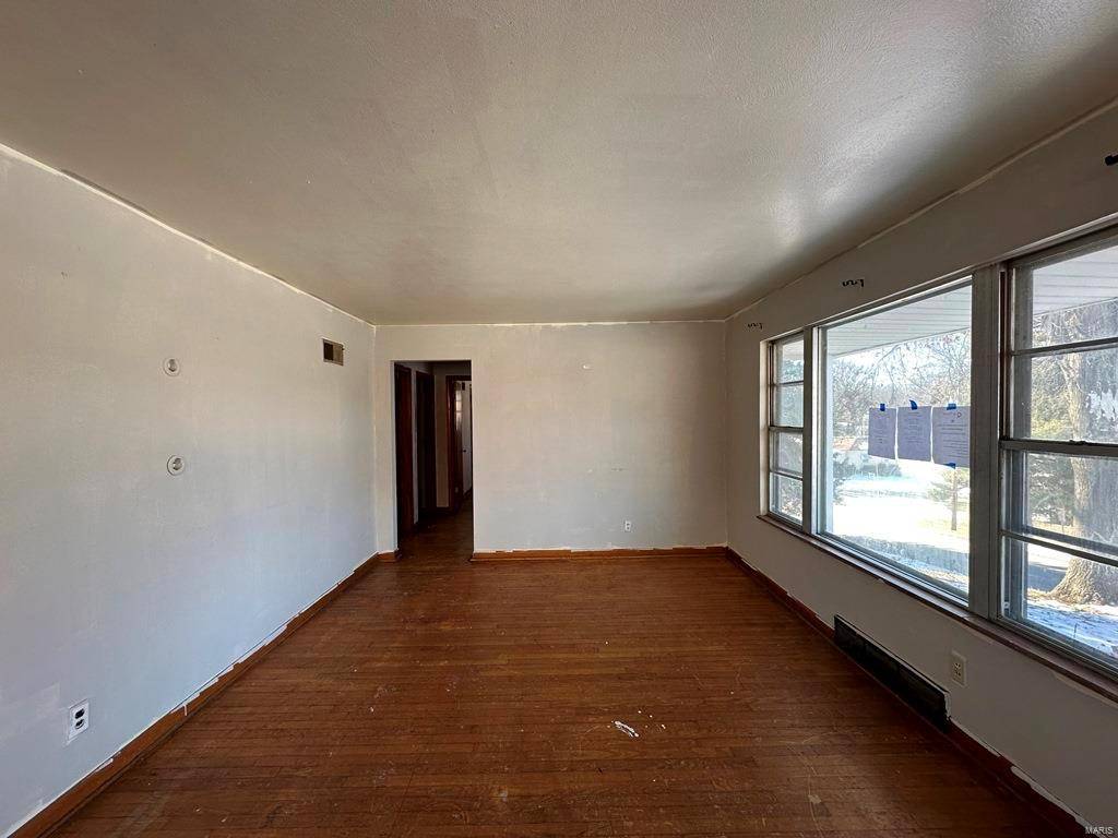 St Louis, MO 63136,5510 McLaran AVE