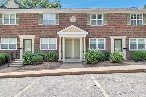 St Louis, MO 63144,1543 E Swan CIR