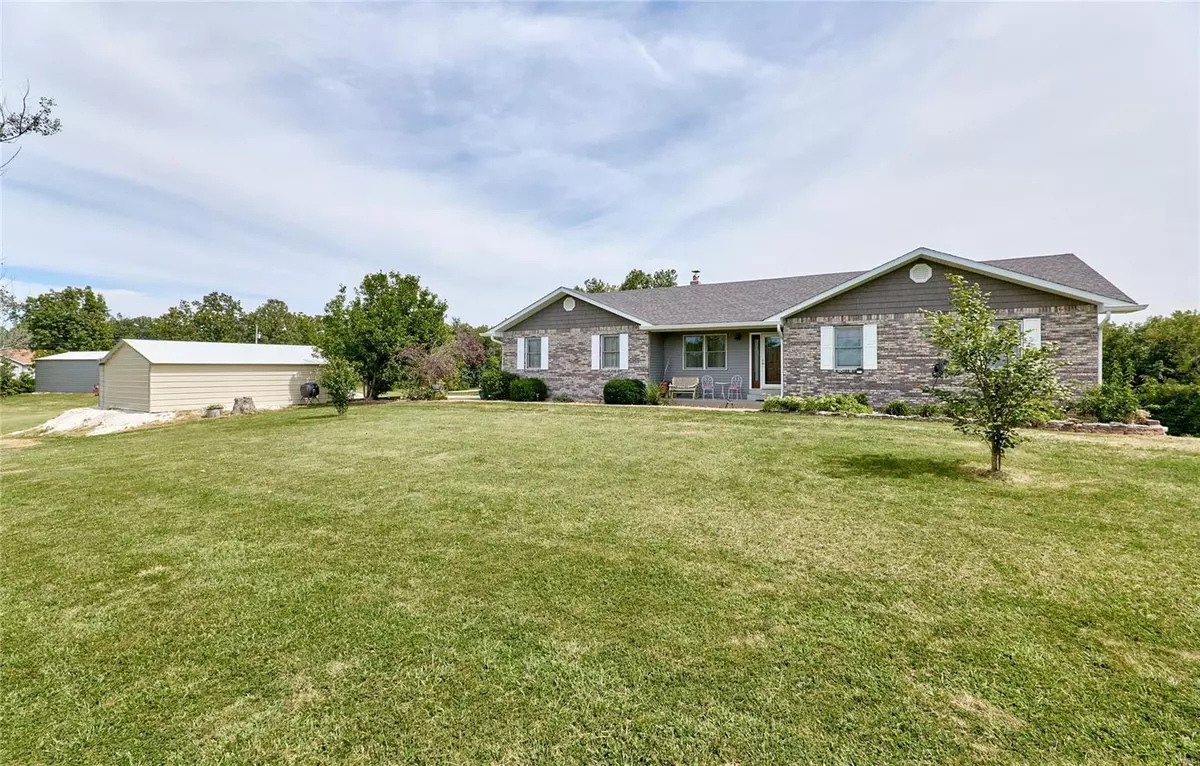 Troy, MO 63379,72 Cooper LN