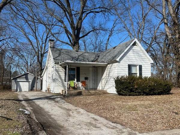 627 S 19th ST, Belleville, IL 62226