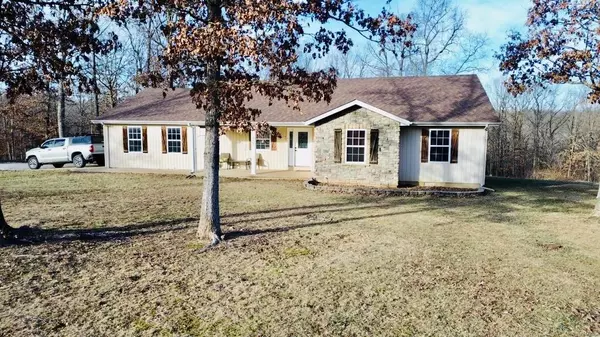 Plato, MO 65552,13967 Maple DR