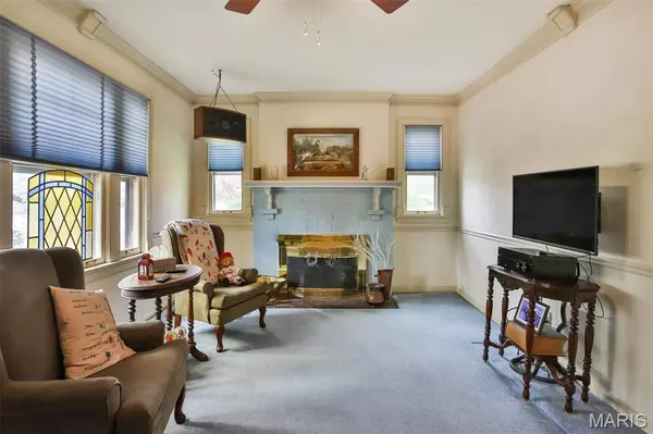 Brentwood, MO 63144,8823 Pine AVE