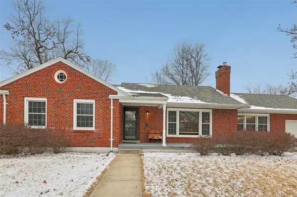 St Louis, MO 63130,943 Abbeville DR