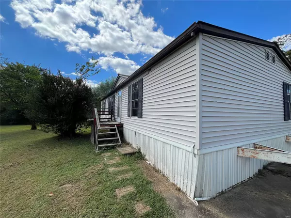 Fredericktown, MO 63645,1124 Madison 271