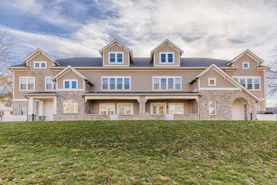 16341 Justus Post RD #5, Chesterfield, MO 63017
