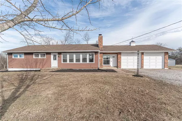 1238 Scenic DR, Herculaneum, MO 63048