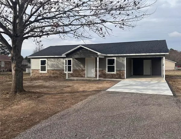 802 Peggy ST, Bertrand, MO 63823