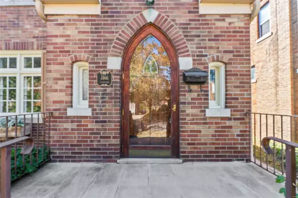 St Louis, MO 63130,7466 Stanford AVE