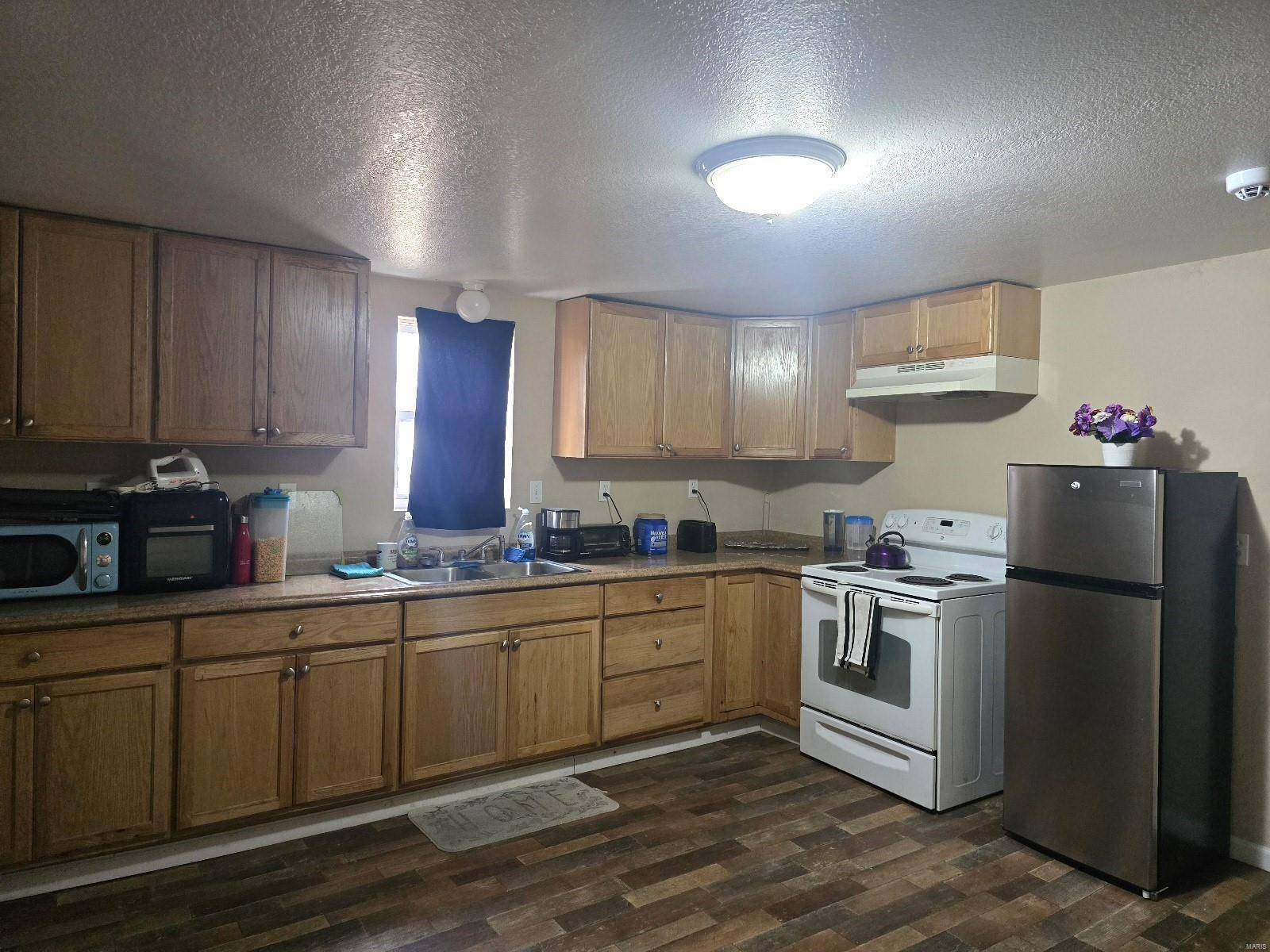Poplar Bluff, MO 63901,513 N. E ST
