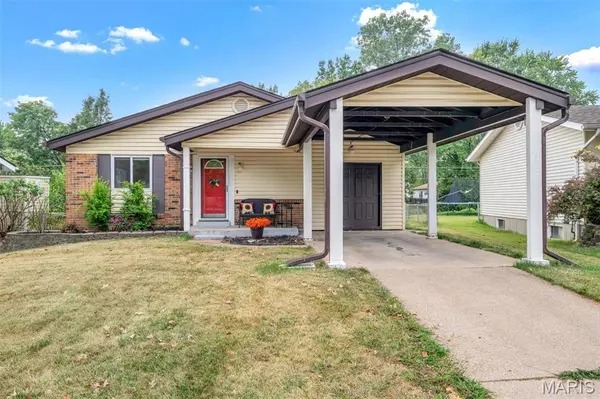 Florissant, MO 63031,2620 Lindsay LN