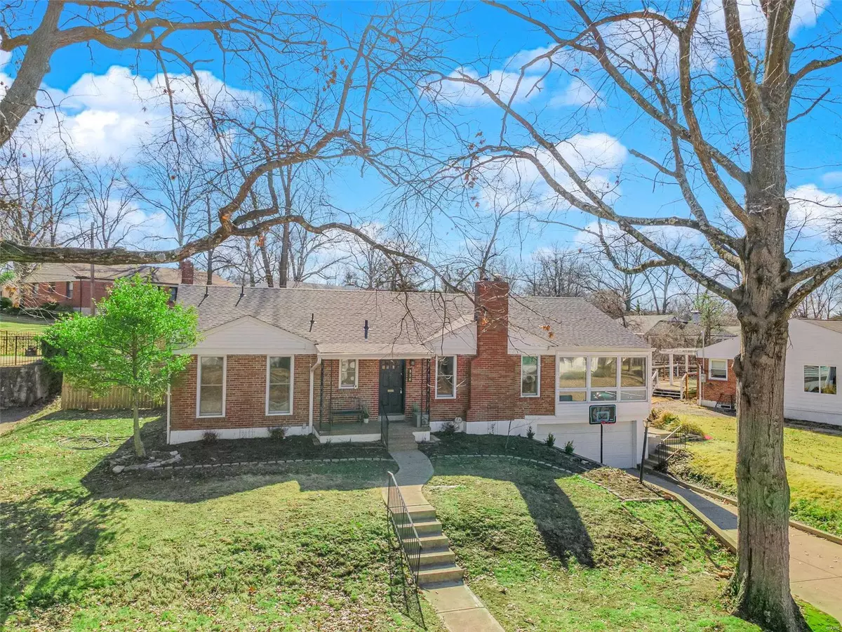 St Louis, MO 63132,914 Golf Course DR