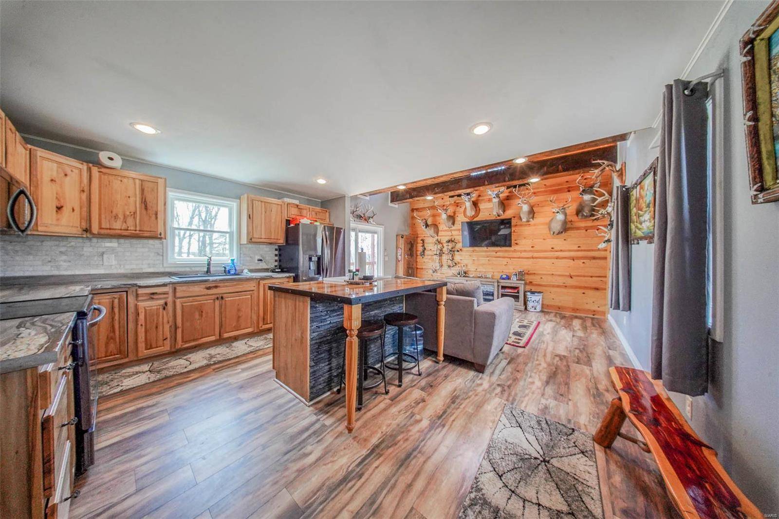 Rolla, MO 65401,10715 County Road 8150