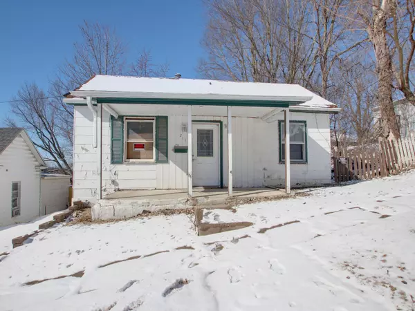 211 N Griffith, Hannibal, MO 63401