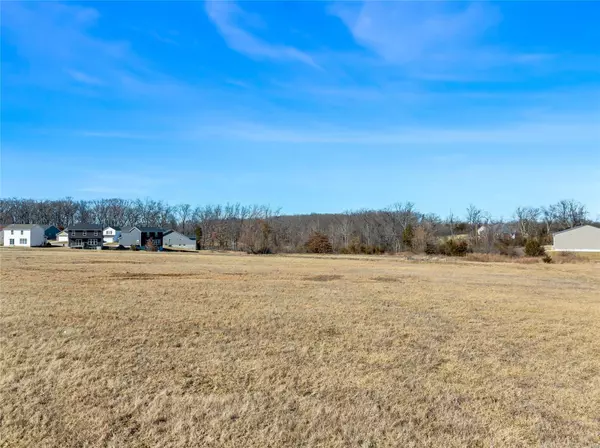 2 Brune Business Park CT #5a, Warrenton, MO 63383