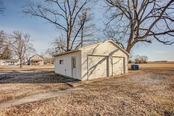 Marine, IL 62061,209 N Humboldt St