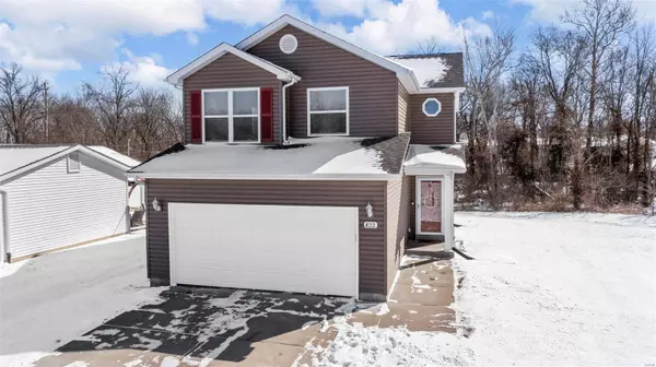 422 Trojan CIR, Troy, MO 63379