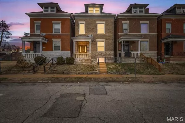 5029 Wells AVE, St Louis, MO 63113