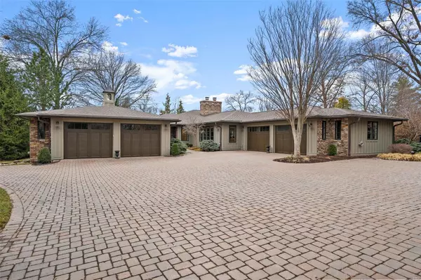 St Louis, MO 63131,3 Rutherford LN