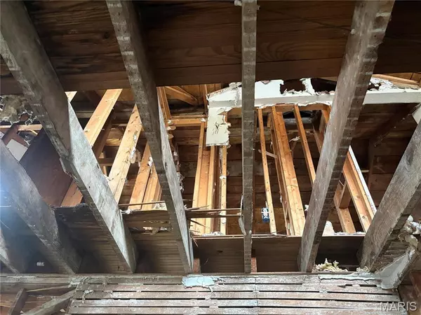 Cape Girardeau, MO 63703,27 S Benton ST