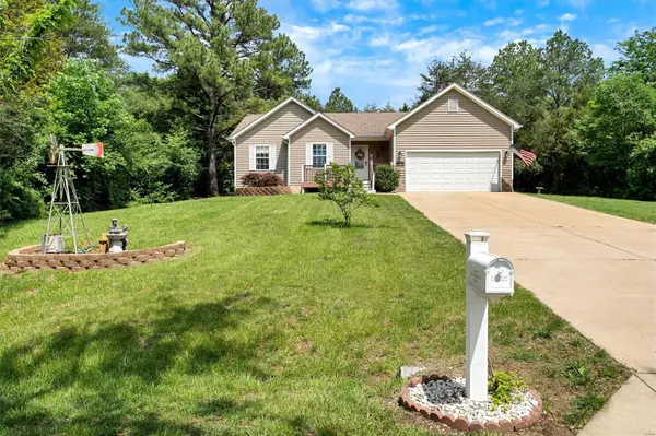 3626 Evergreen DR, Catawissa, MO 63015