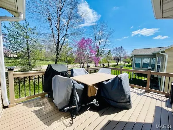 Maryville, IL 62062,112 Summit Ridge