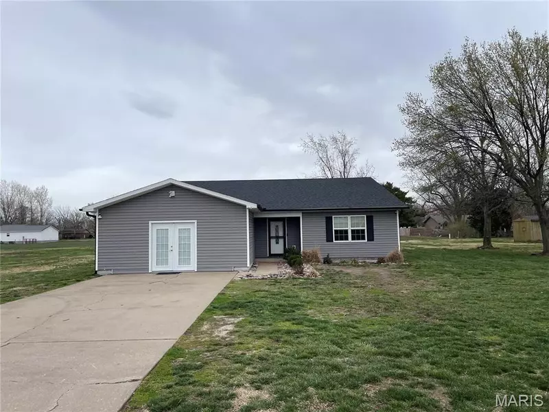 38 Byrd Drive, Sikeston, MO 63801