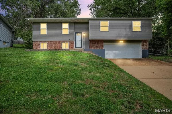 2125 Wilderness TRL, Barnhart, MO 63012