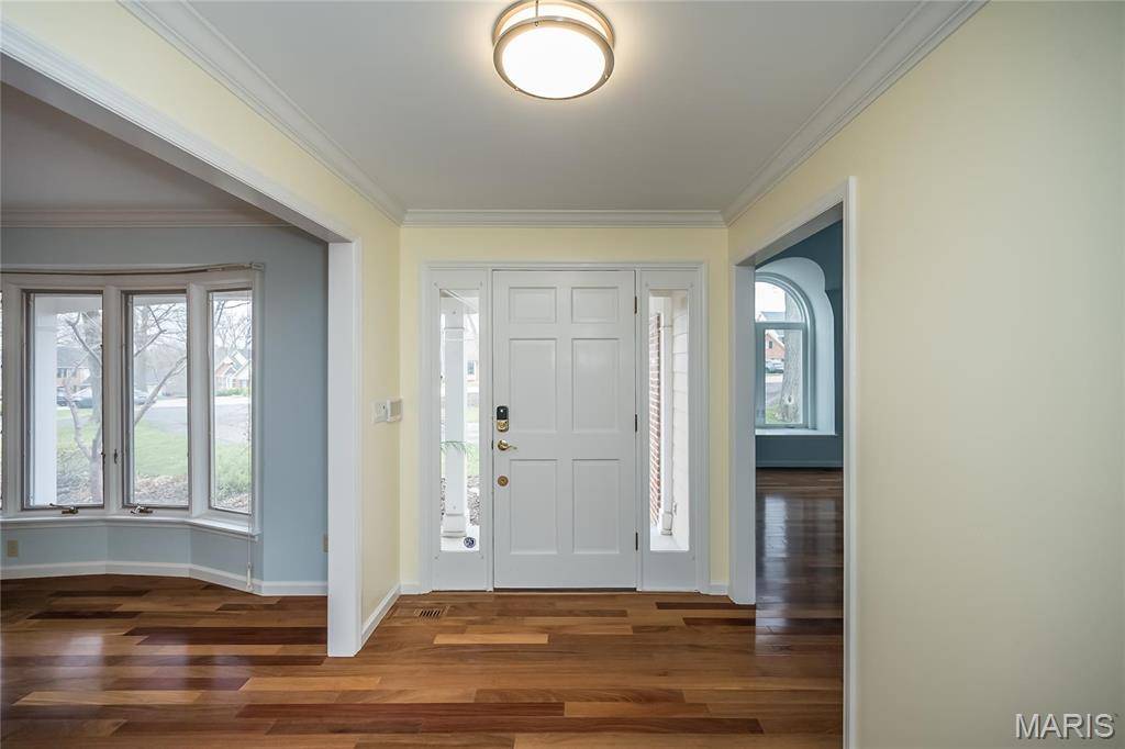 Sunset Hills, MO 63127,9838 Eagle Hill LN