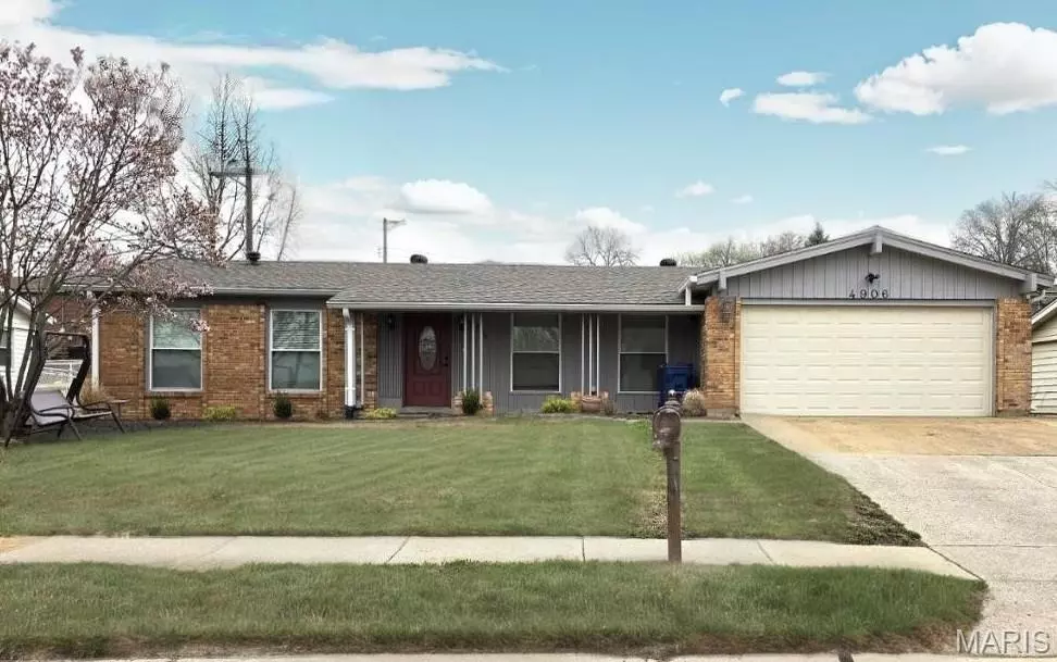 St Louis, MO 63128,4906 Mattis RD