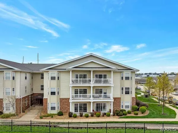 115 Saint James CT,  St Peters,  MO 63376