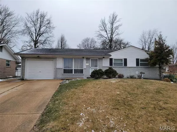 1550 Moellering DR,  Florissant,  MO 63031