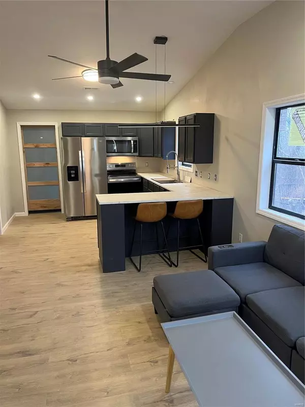 539 Highway Y A and B, St Robert, MO 65584