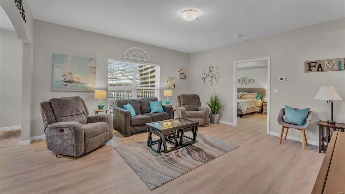 Chesterfield, MO 63017,6 Monarch Trace Ct #101