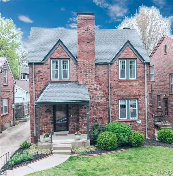 St Louis, MO 63130,7447 Stanford AVE