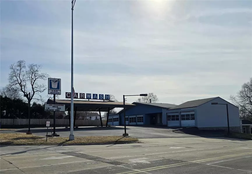 4193 Woodson RD, St Louis, MO 63134