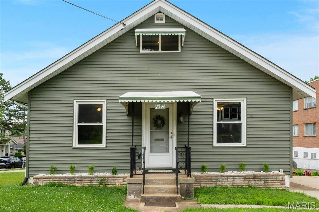 2024 Bellevue AVE, St Louis, MO 63143