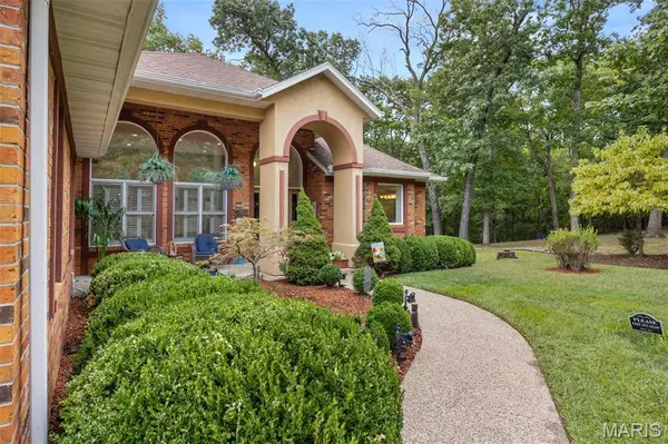 Sunrise Beach, MO 65079,228 E Lake CT