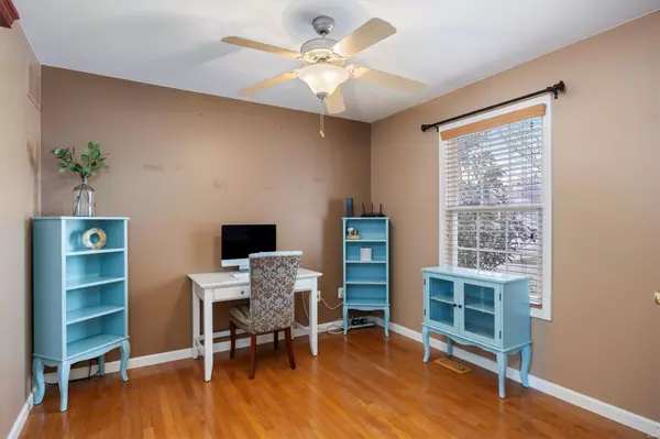 Fairview Heights, IL 62208,118 Broadstone DR