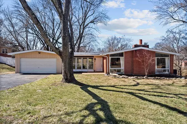 51 Bal Harbour DR, St Louis, MO 63146
