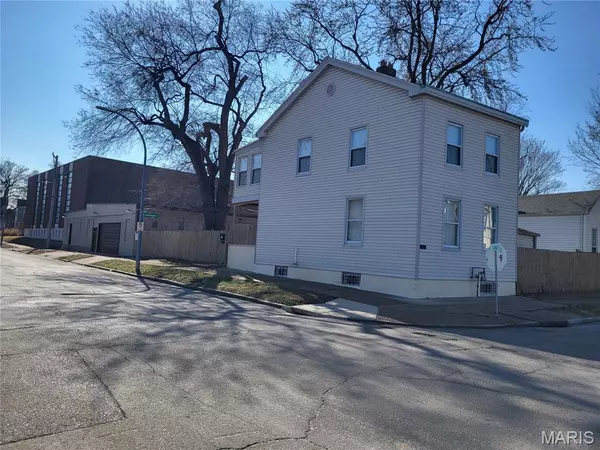 St Louis, MO 63111,7300 Vermont AVE