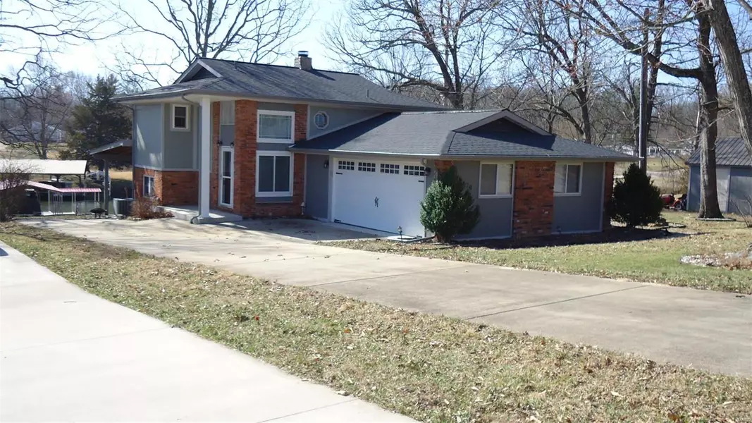 1670 Lakeshore DR, Cuba, MO 65453