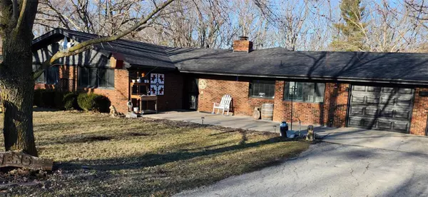 14029 Hwy 61, Bowling Green, MO 63334