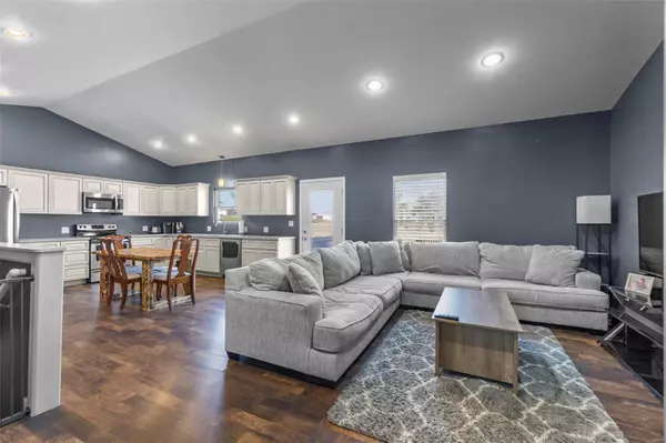 Perryville, MO 63775,916 Bruce ST