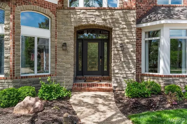 Town And Country, MO 63141,1067 Masonridge RD