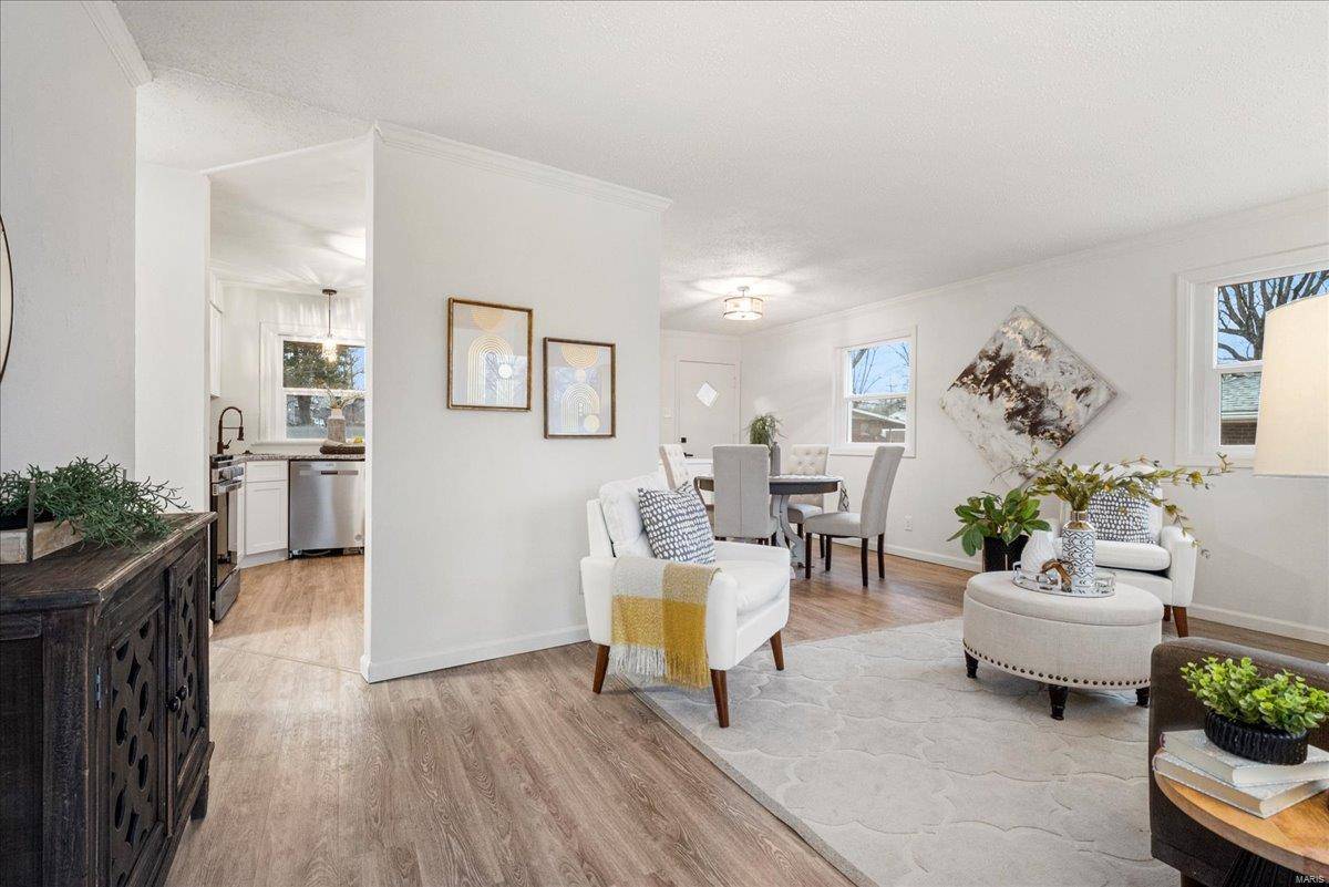 St Louis, MO 63135,1339 Fargo DR